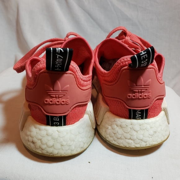 ADIDAS NMD-R1 WOMEN'S RUNNING SHOES CQ2014 RUNNER NOMAD TRACE SCARLET RED PINK - Picture 9 of 9